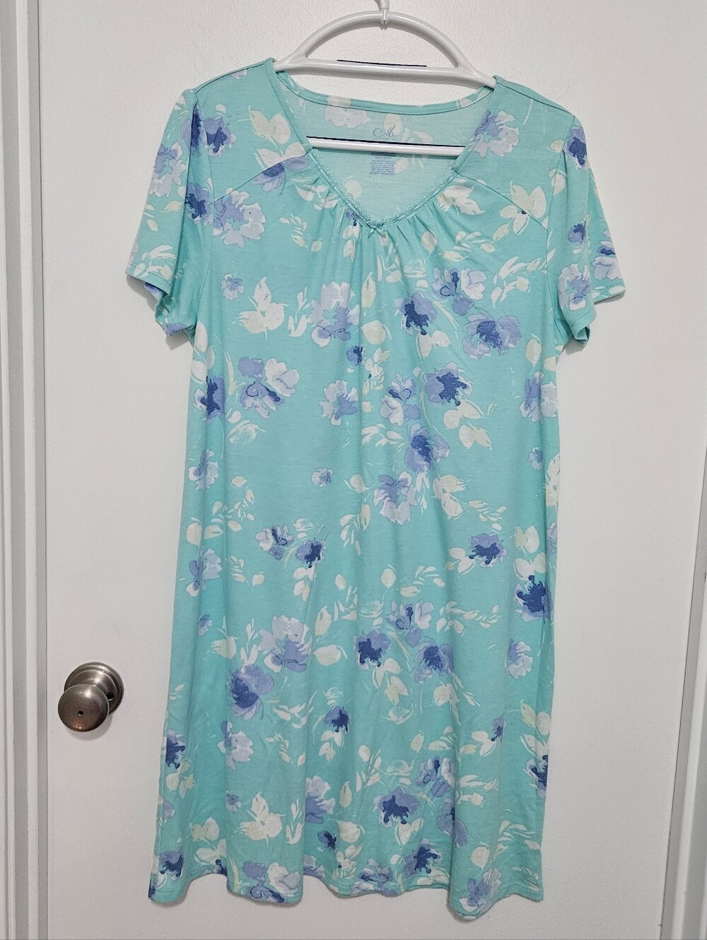Adonna Sleepwear Floral Short Sleeve Nightgown Size Medium